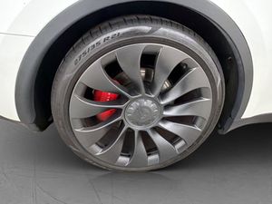 Tesla Model Y bild 34