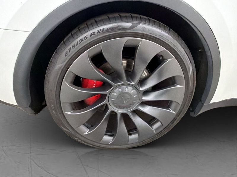 Tesla Model Y bild 34
