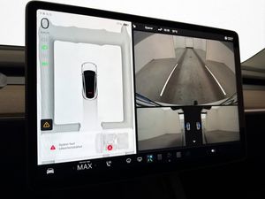 Tesla Model Y bild 20