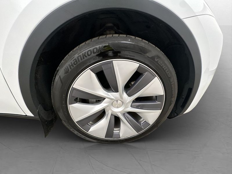 Tesla Model Y bild 34
