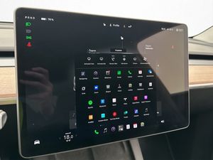 Tesla Model Y bild 20