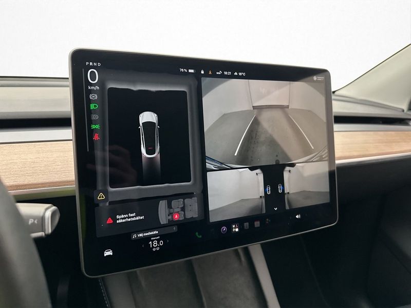 Tesla Model Y bild 18