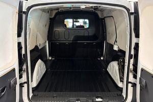 Nissan NV250 bild 17