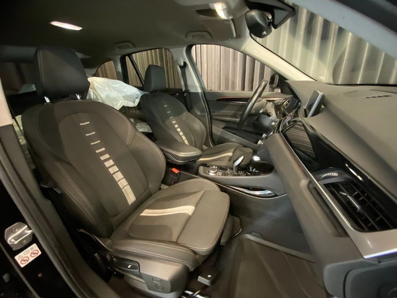 BMW X1 bild 8