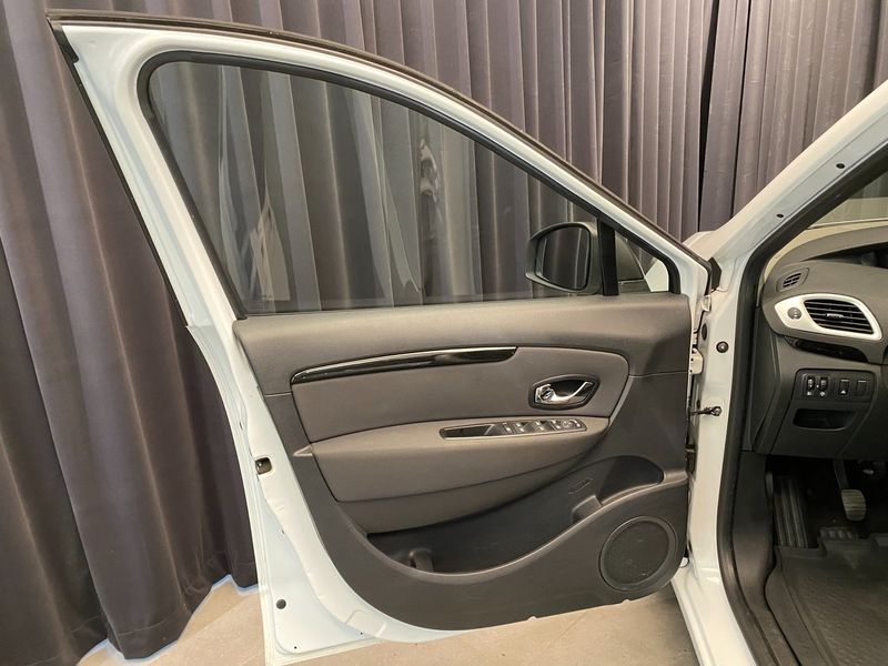 Renault Scenic bild 17