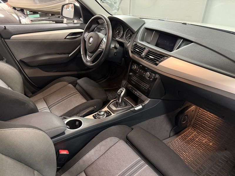 BMW X1 bild 8