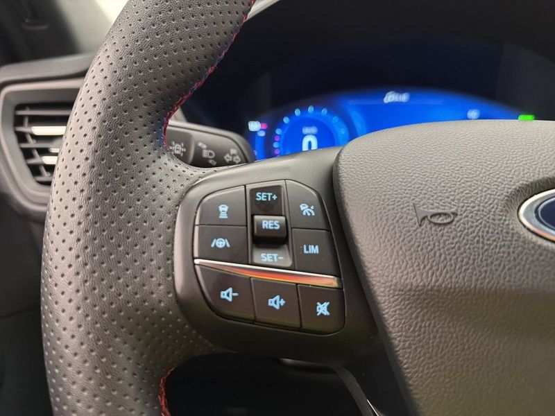 Ford Kuga bild 17