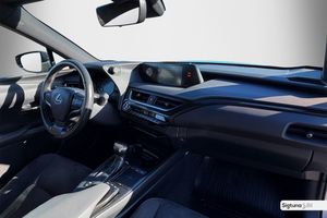 Lexus UX bild 17