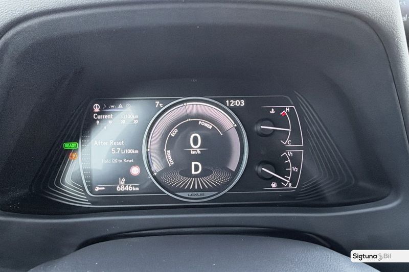 Lexus UX bild 19