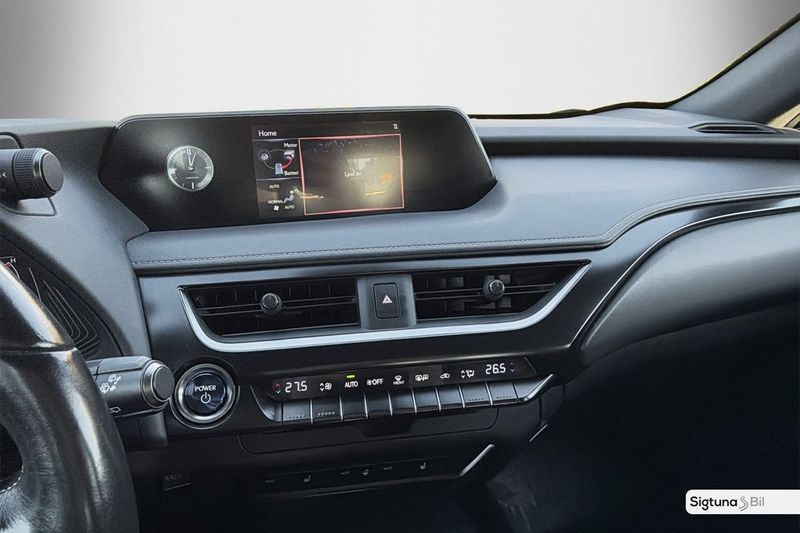 Lexus UX bild 18
