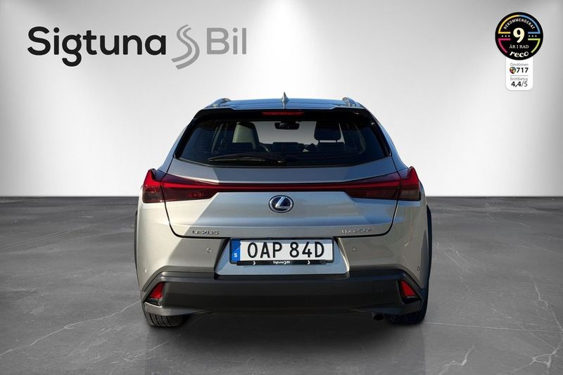Lexus UX bild 4