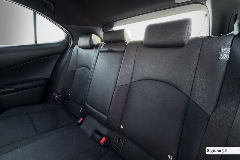 Lexus UX bild 12