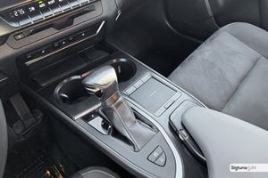 Lexus UX bild 16