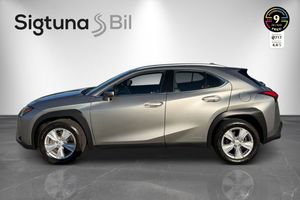 Lexus UX bild 2
