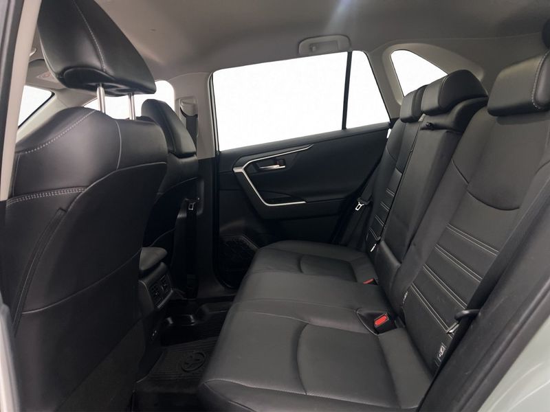 Toyota RAV4 bild 12
