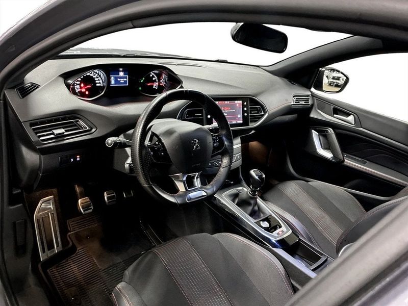 Peugeot 308 SW bild 4
