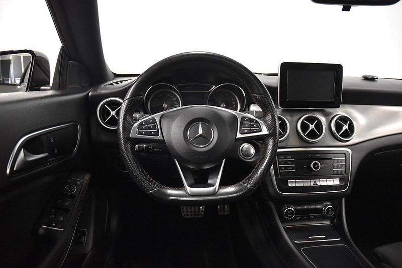 Mercedes CLA200 bild 2