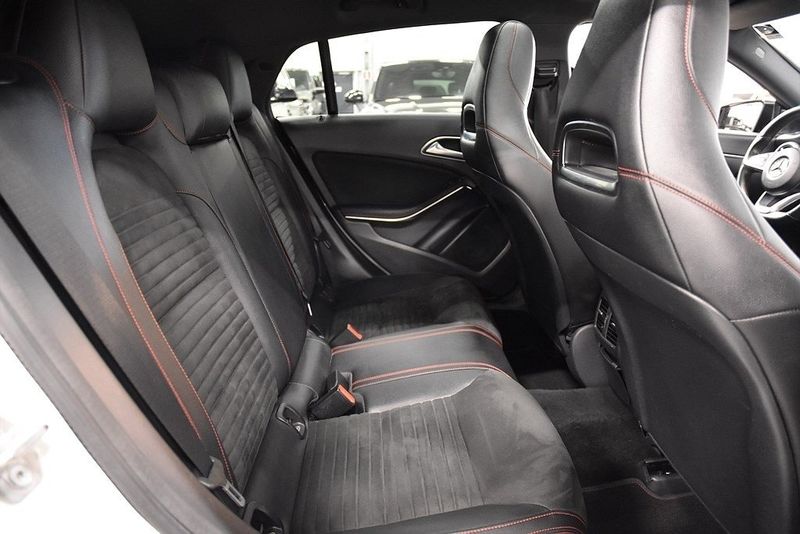 Mercedes CLA200 bild 14