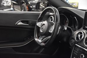 Mercedes CLA200 bild 9