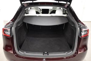 Tesla Model Y bild 26