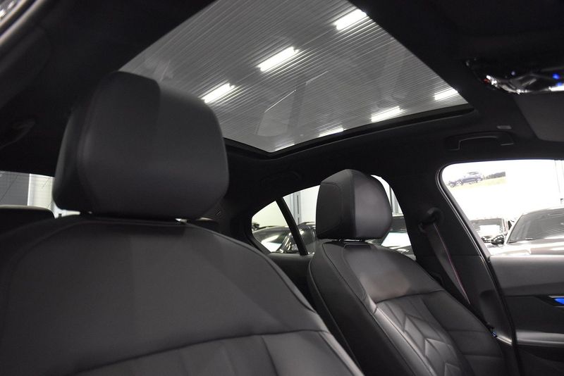 BMW i5 bild 13
