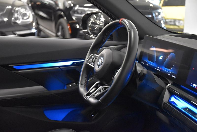 BMW i5 bild 9