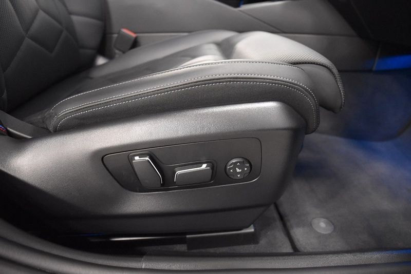 BMW i5 bild 16