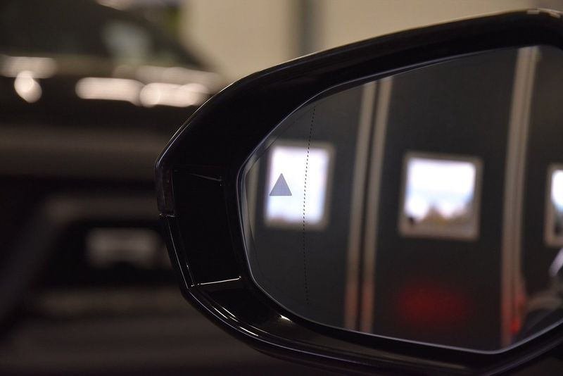 BMW i5 bild 17