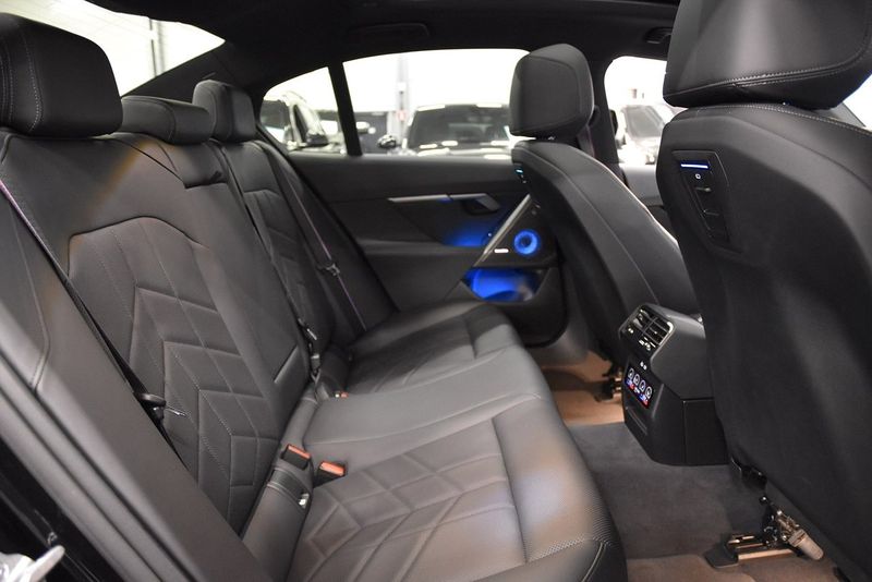 BMW i5 bild 14