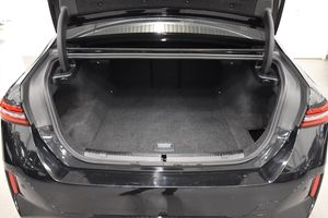 BMW i5 bild 32
