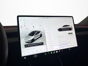 Tesla Model Y bild 25
