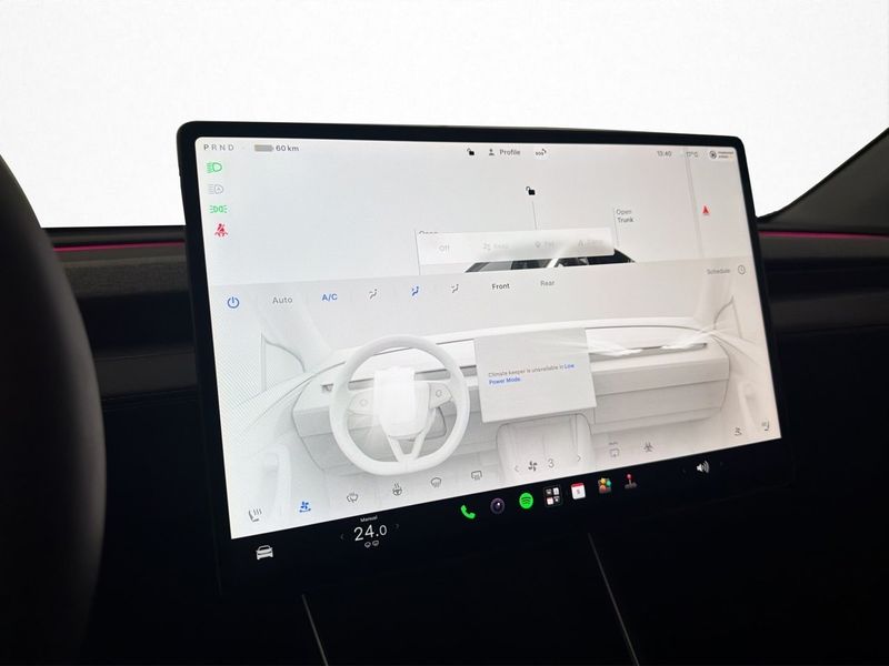 Tesla Model Y bild 22