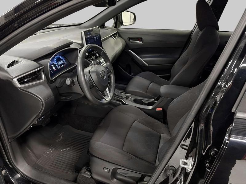 Toyota Corolla Cross bild 14