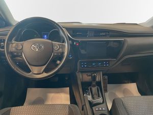 Toyota Auris bild 9