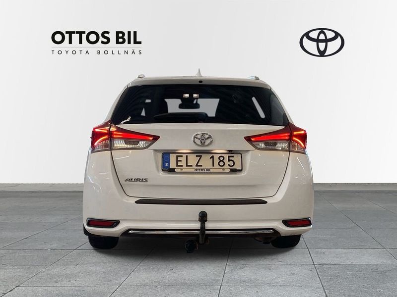 Toyota Auris bild 5