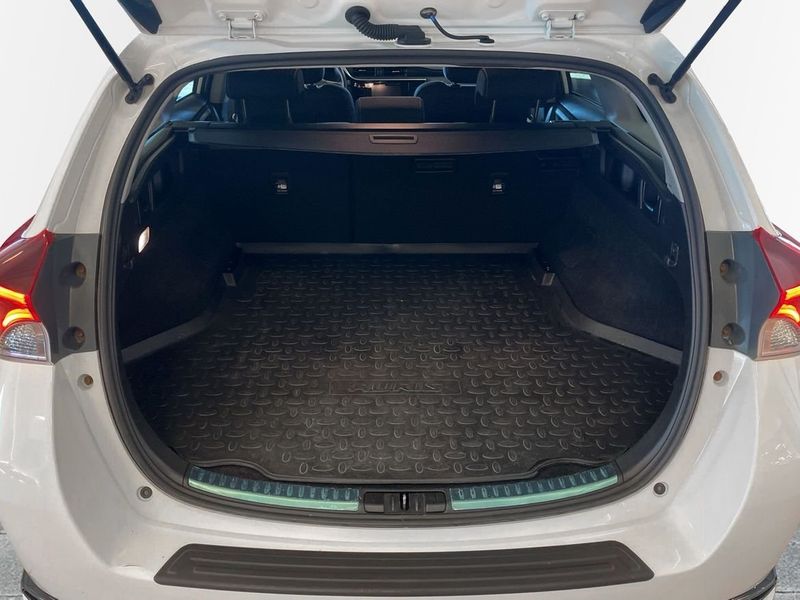 Toyota Auris bild 11