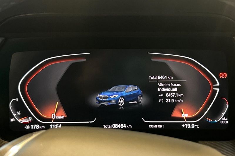 BMW 118 bild 15