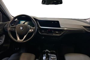 BMW 118 bild 8