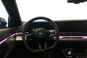 BMW 530 bild 9