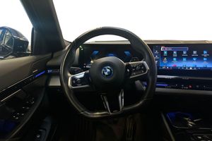 BMW 530 bild 9