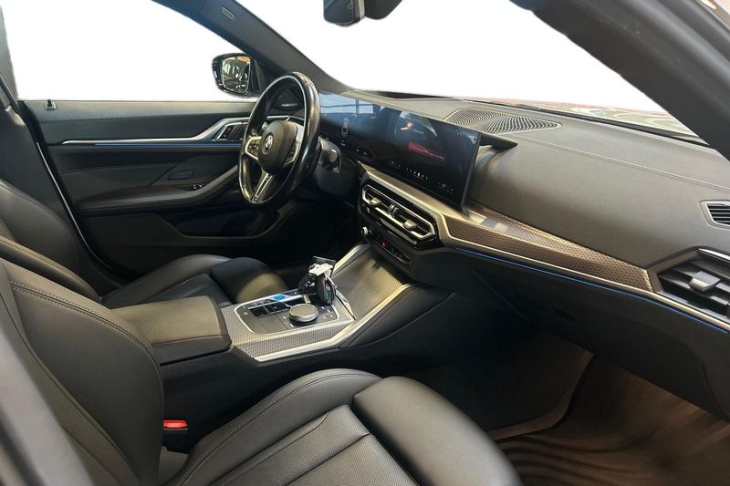 BMW i4 bild 16