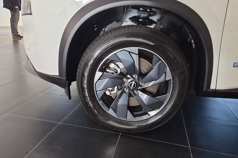 Nissan X-Trail bild 17