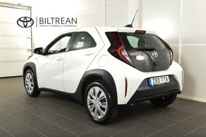 Toyota Aygo X bild 2