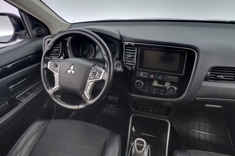 Mitsubishi Outlander bild 15