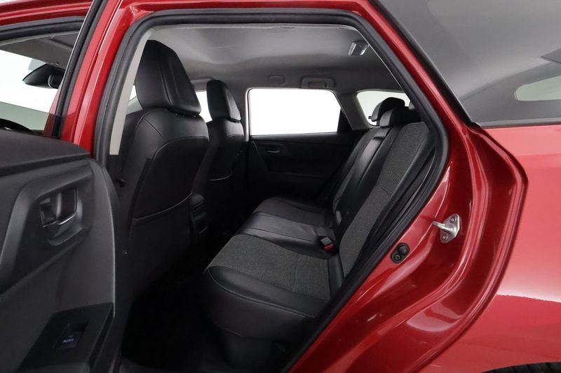 Toyota Auris bild 12