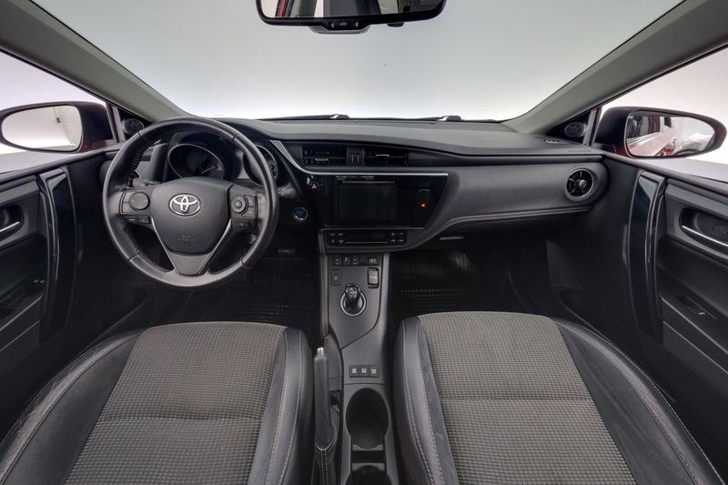 Toyota Auris bild 13