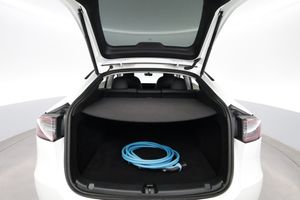 Tesla Model Y bild 23