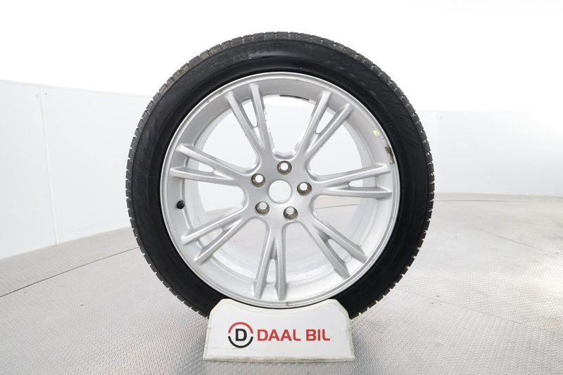 Tesla Model Y bild 24