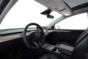 Tesla Model Y bild 11