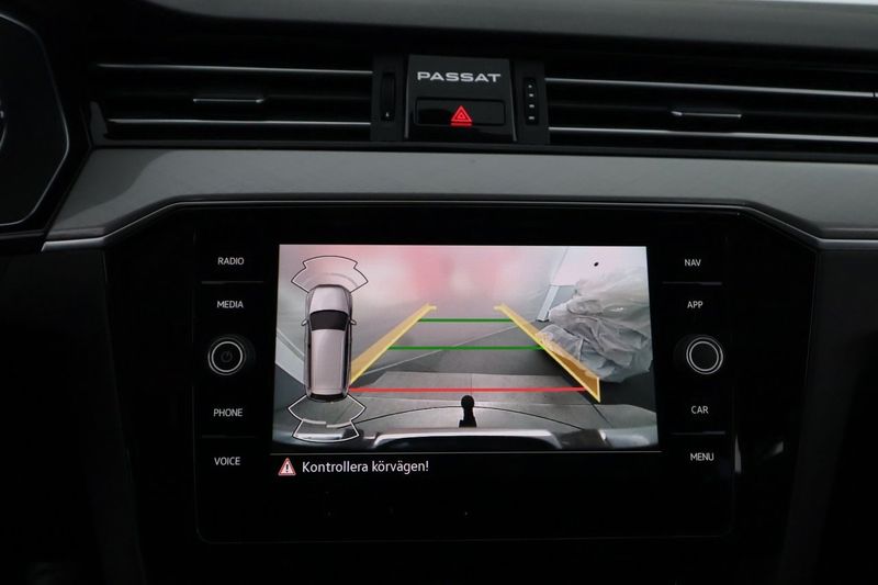 Volkswagen Passat bild 18